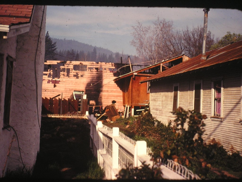 loading Gallery/Action/Ranier Club - 15apr1977/fullsize/090131 052.jpg... or select a thumbnail